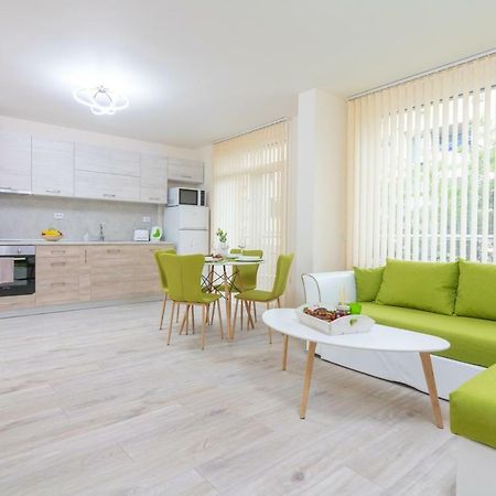 Domus Apartments Grand بلوفديف المظهر الخارجي الصورة