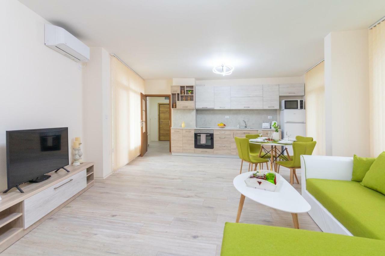 Domus Apartments Grand بلوفديف المظهر الخارجي الصورة