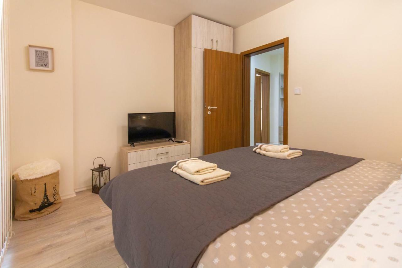 Domus Apartments Grand بلوفديف المظهر الخارجي الصورة