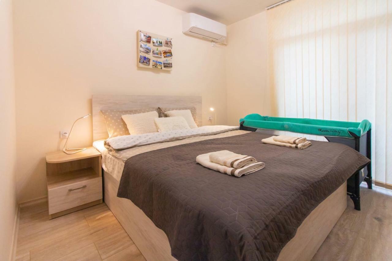 Domus Apartments Grand بلوفديف المظهر الخارجي الصورة