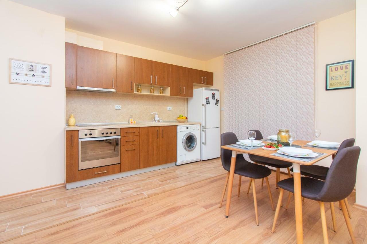 Domus Apartments Grand بلوفديف المظهر الخارجي الصورة